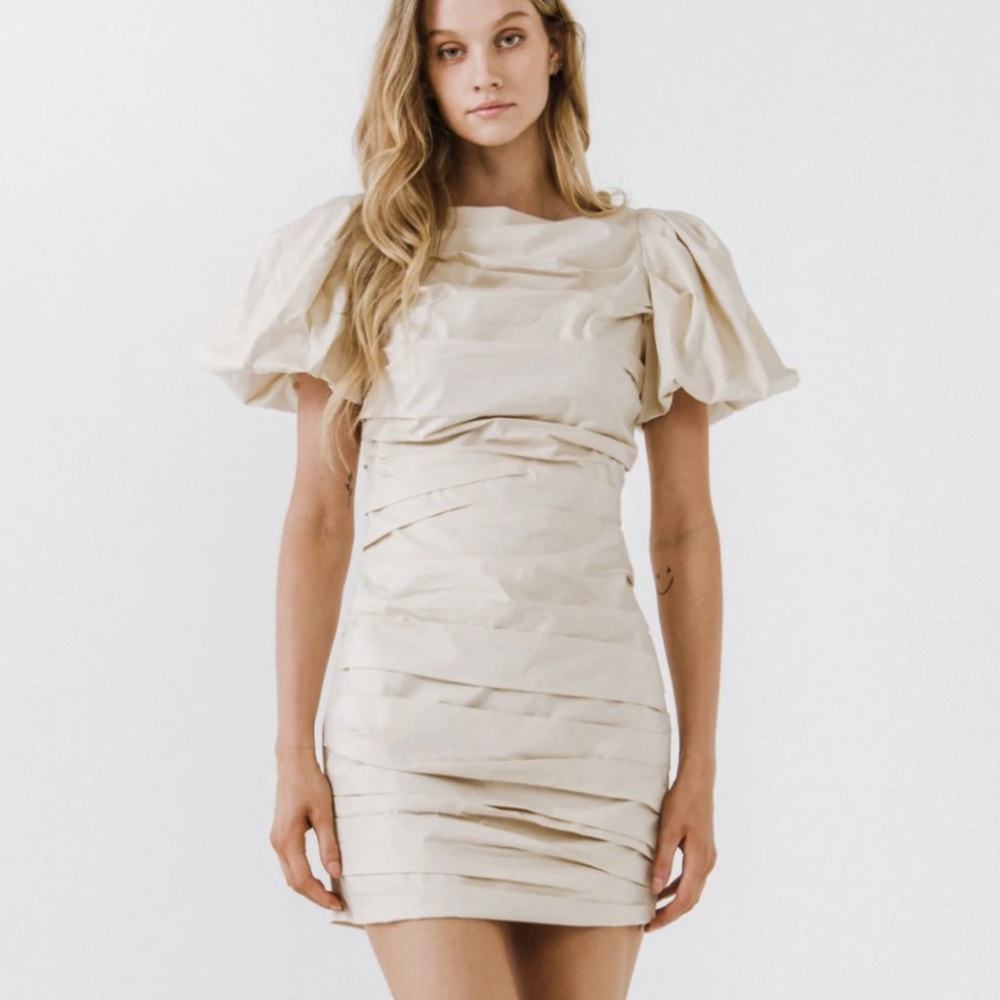 ENDLESS ROSE Elegant Cream Puff Sleeve Dress NWOT